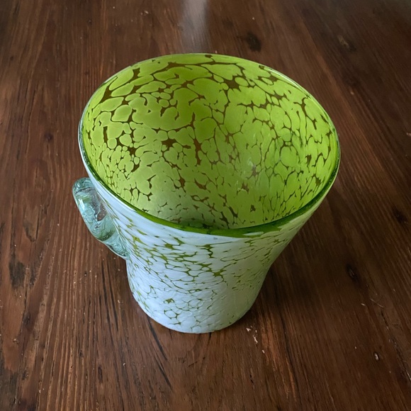 Hand blown Glass Wine Chiller/Ice Bucket - Beautiful Green - Picture 4 of 11